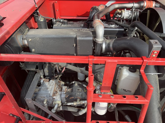 2007 Massey Ferguson 9690 Combine