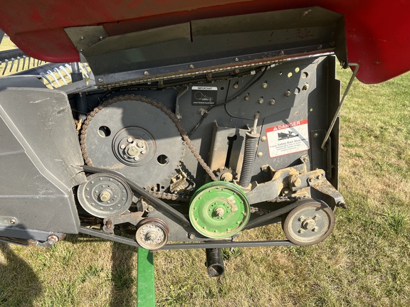 2009 Massey Ferguson 8200-30F Header Combine