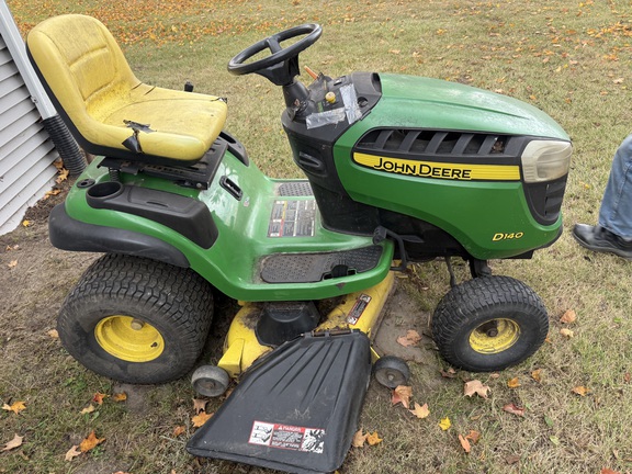 2017 John Deere D140 Garden Tractor