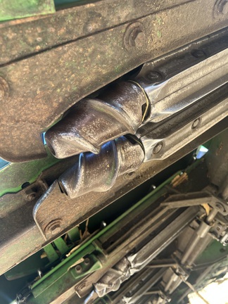 1998 John Deere 893 Header Corn Head