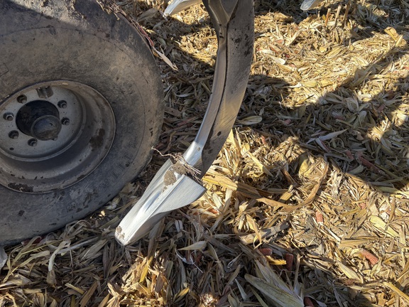 2014 Case IH 875 EcoloTiger Disk Ripper