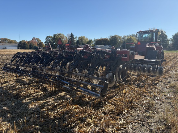2014 Case IH 875 EcoloTiger Disk Ripper