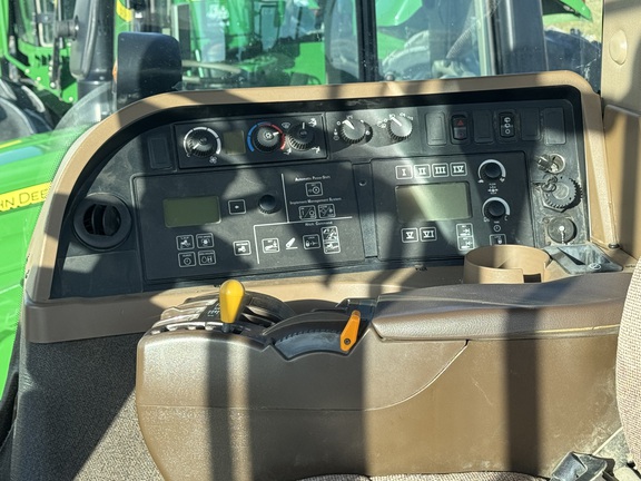 2010 John Deere 9230 Tractor 4WD