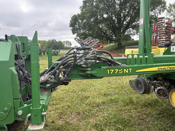 2015 John Deere 1775NT Planter