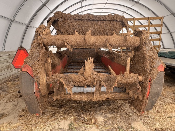 2022 Misc 1230 Manure Spreader