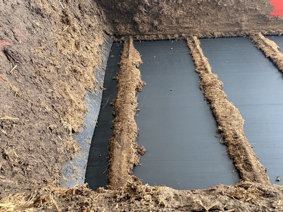 2022 Misc 1230 Manure Spreader