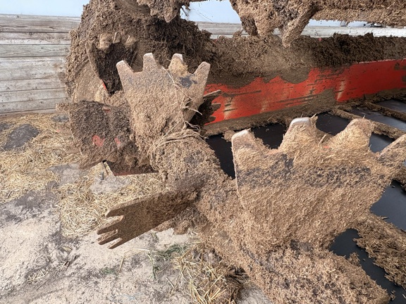 2022 Misc 1230 Manure Spreader