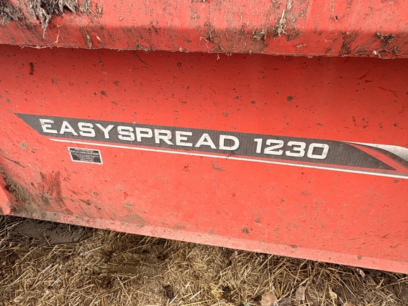 2022 Misc 1230 Manure Spreader