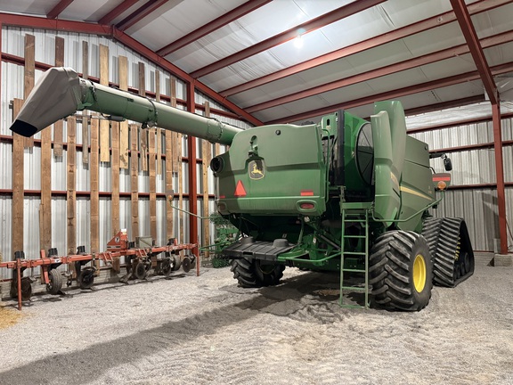 2024 John Deere S780 Combine