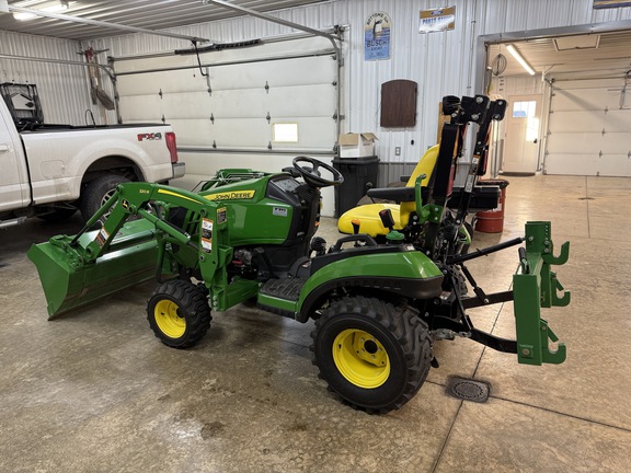 2019 John Deere 1025R Tractor Compact