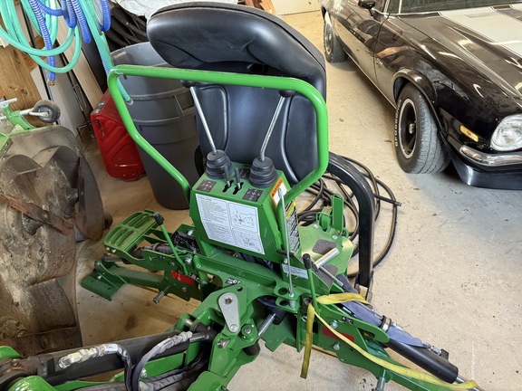 2019 John Deere 1025R Tractor Compact