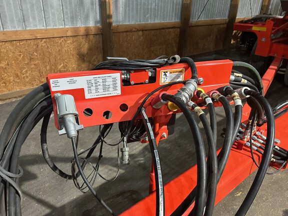 2018 Kuhn 1205-830 Strip Till