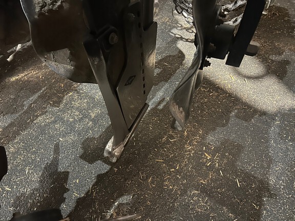 2018 Kuhn 1205-830 Strip Till