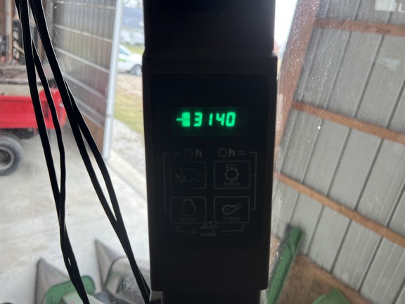 1996 John Deere 9500 Combine