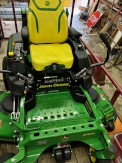 2024 John Deere Z920M Mower/Zero Turn