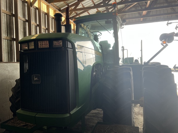 2001 John Deere 9200 Tractor 4WD