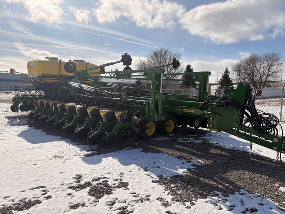 2025 John Deere DB60 Planter