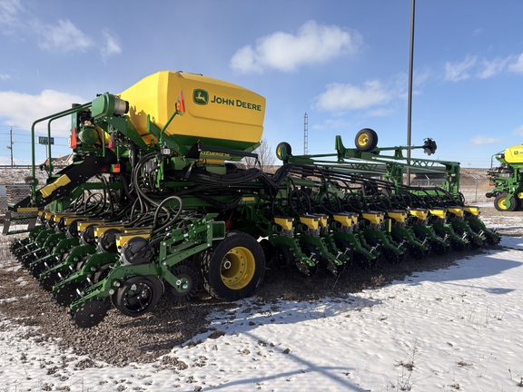 2025 John Deere DB60 Planter