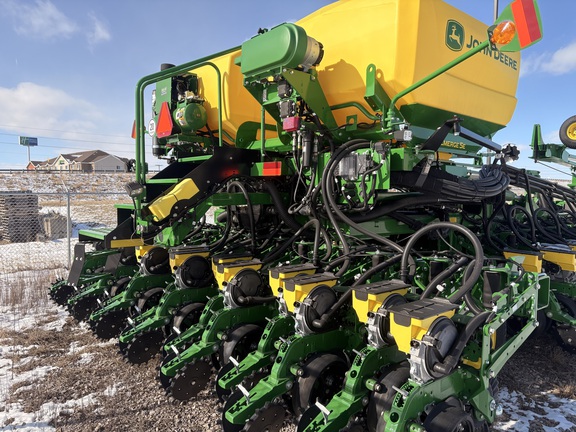 2025 John Deere DB60 Planter
