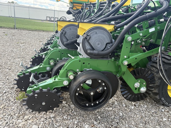 2025 John Deere DB60 Planter