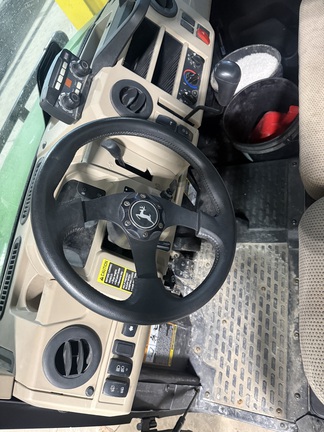 2020 John Deere XUV 835R ATV