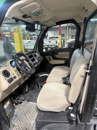 2020 John Deere XUV 835R ATV