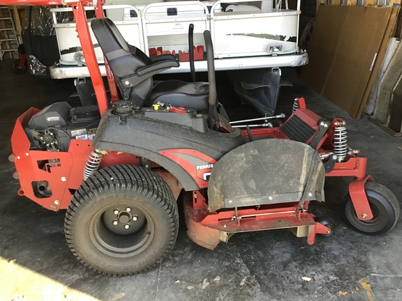2023 Ferris ISX2200 26 Mower/Zero Turn