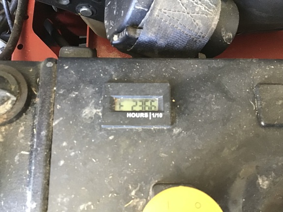 2023 Ferris ISX2200 26 Mower/Zero Turn