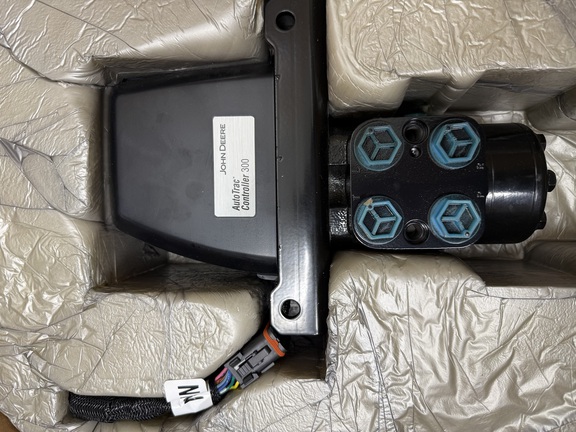 2024 John Deere AUTOTRAC CONTROLLER 300 Precision Ag
