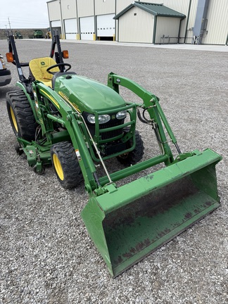 2007 John Deere 2520 Tractor Compact