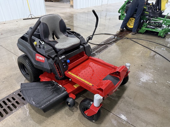 2025 Toro TIMECUTTER 77404 Mower/Zero Turn