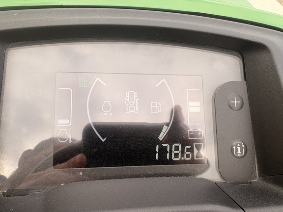 2018 John Deere X738 Garden Tractor