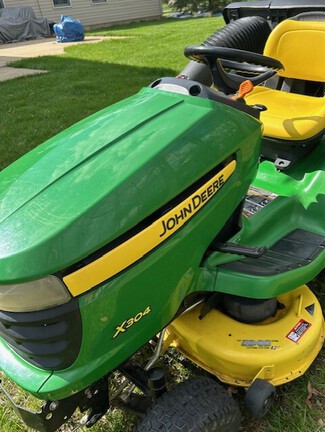 2007 John Deere X304 Garden Tractor