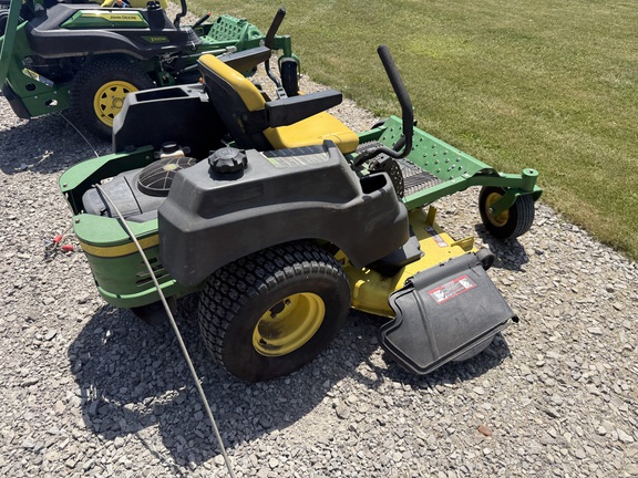 2012 John Deere Z425 Mower/Zero Turn