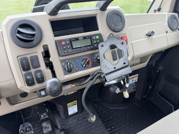 2024 John Deere XUV 835R ATV