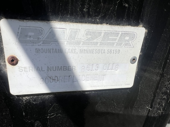 1997 Balzer 3000 Manure Spreader