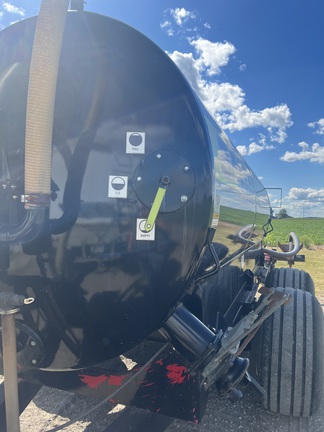 1997 Balzer 3000 Manure Spreader