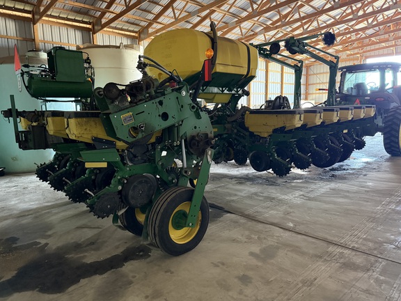 2023 John Deere 1775NT Planter