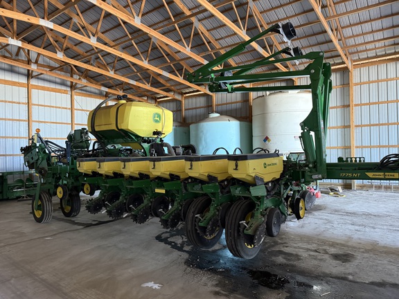 2023 John Deere 1775NT Planter