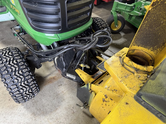 John Deere 47" Snow Blower Snow Blower