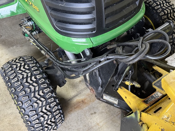 John Deere 47" Snow Blower Snow Blower