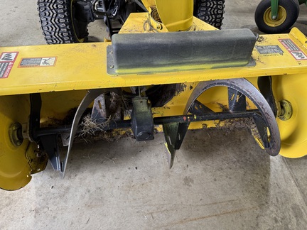 John Deere 47" Snow Blower Snow Blower