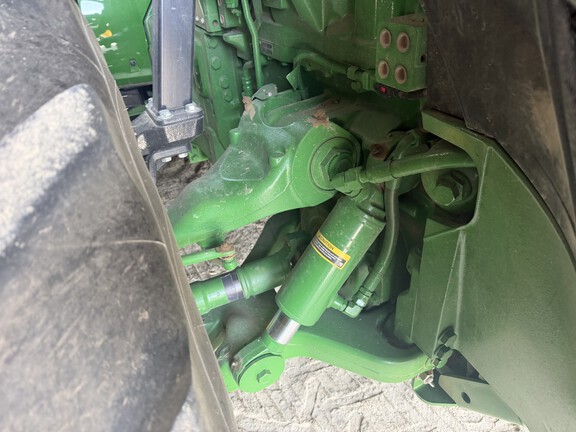 2023 John Deere 8R 370 Tractor