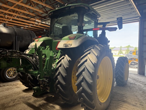 2023 John Deere 8R 370 Tractor