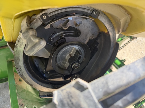 2009 John Deere 1760 Planter