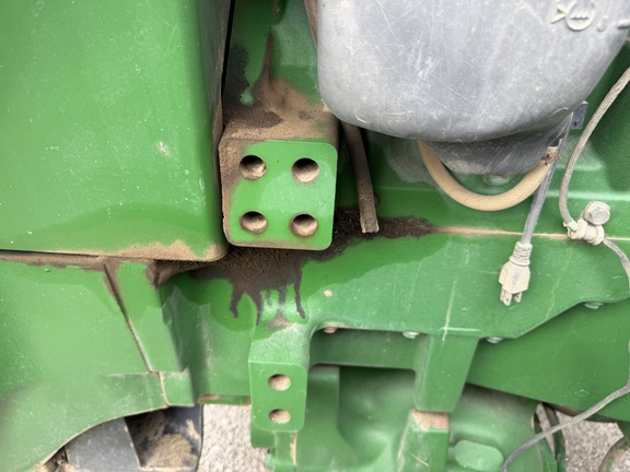 2010 John Deere 8295R Tractor