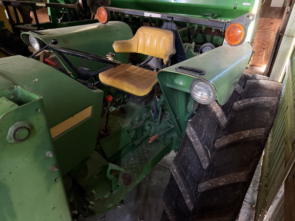 1986 John Deere 2550 Tractor