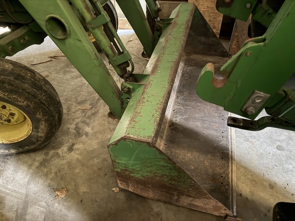 1986 John Deere 2550 Tractor