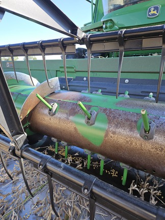 2018 John Deere 630F Header Combine