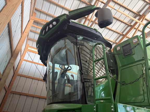 2023 John Deere S760 Combine